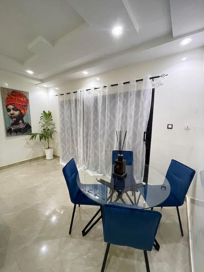 Room In Apartment - Quiet Room In Residence No69 Dakar Dış mekan fotoğraf