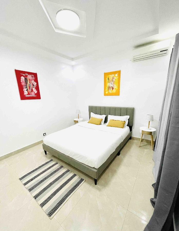 Room In Apartment - Quiet Room In Residence No69 Dakar Dış mekan fotoğraf